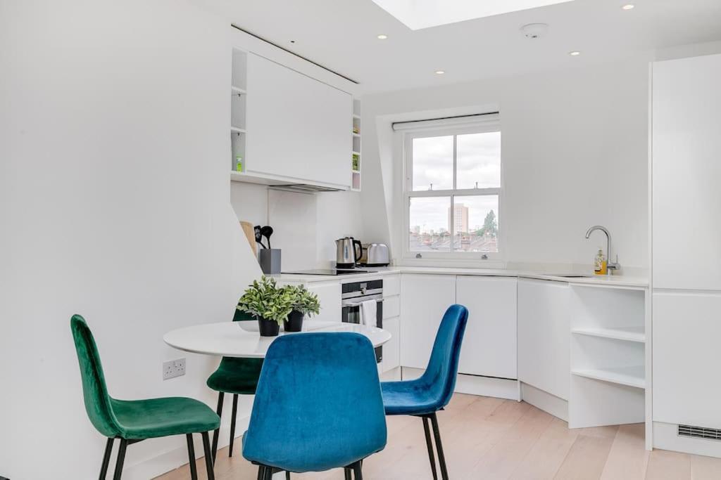 Modern 1 Bedroom Flat In Battersea London Exterior foto