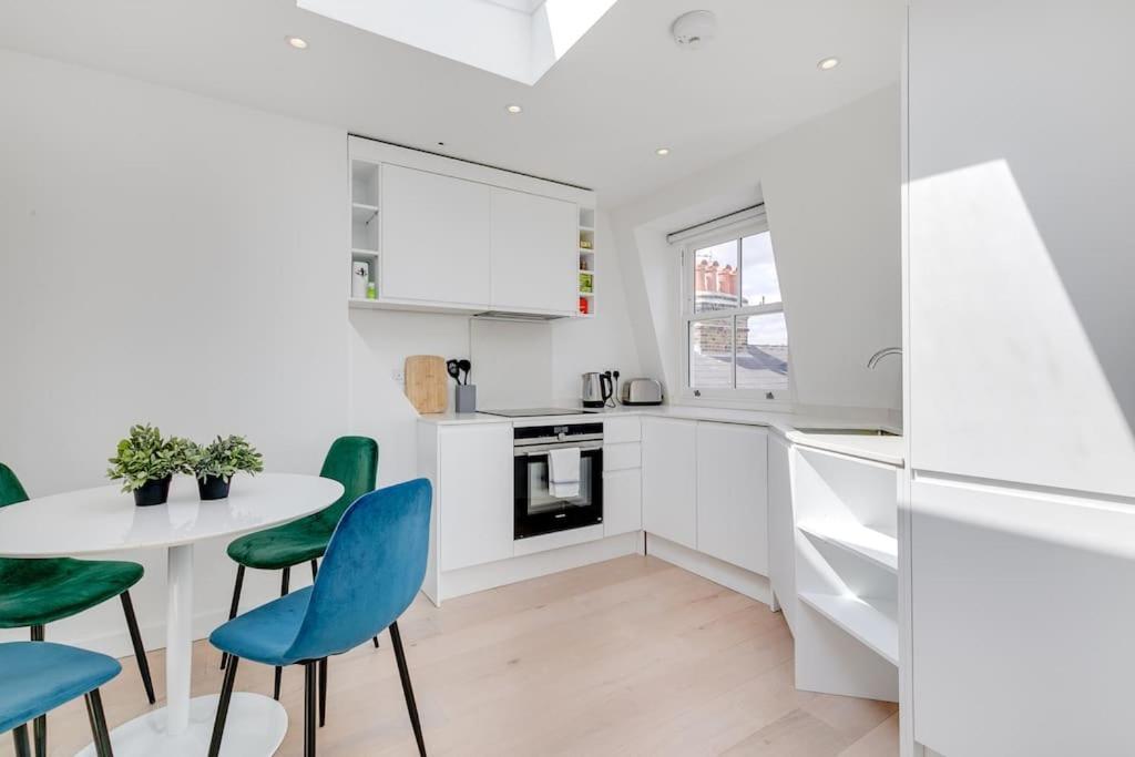 Modern 1 Bedroom Flat In Battersea London Exterior foto